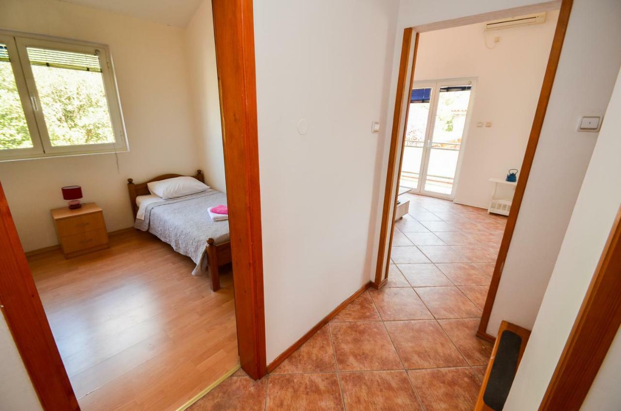 Apartment Barona Котор Екстер'єр фото